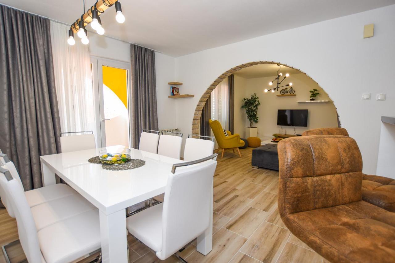 Apartmani Plazibat Mandre Luaran gambar