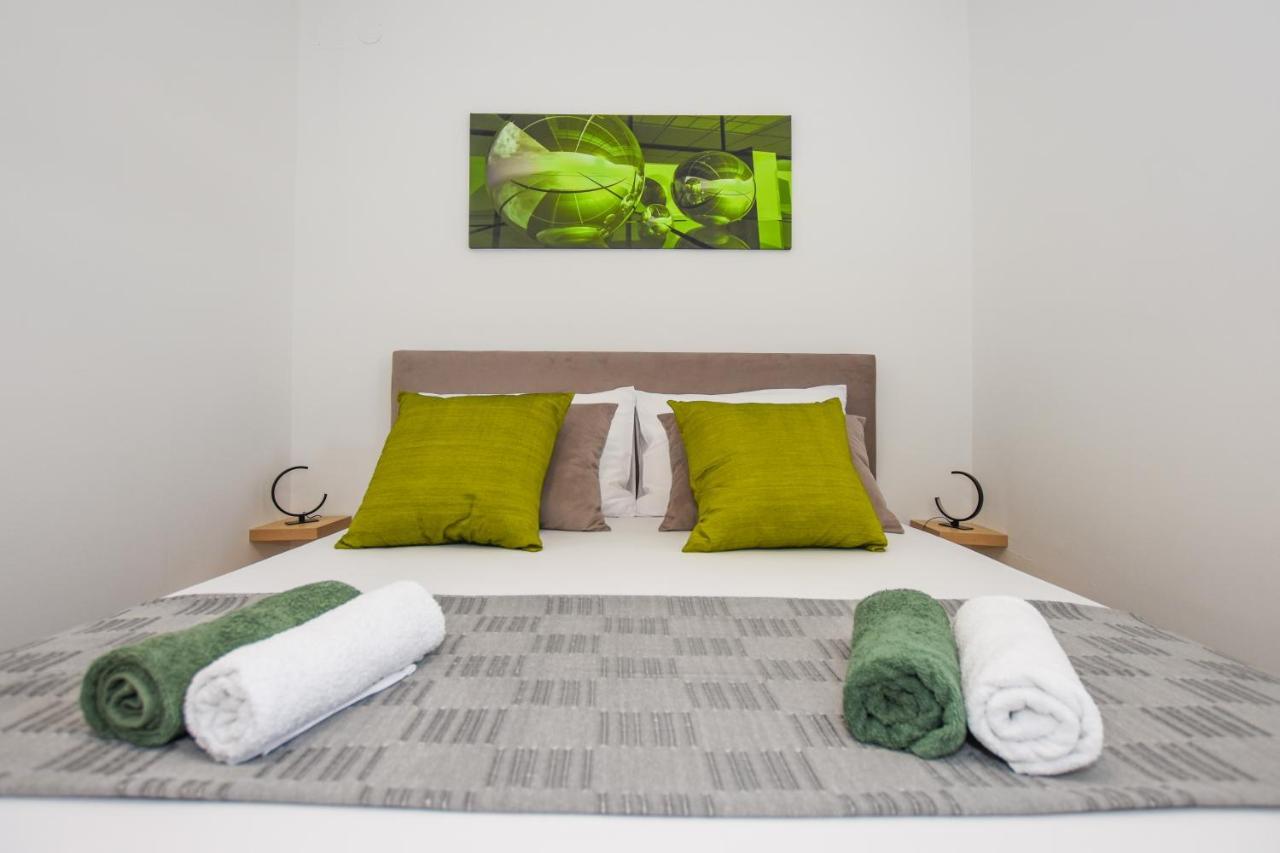 Apartmani Plazibat Mandre Luaran gambar