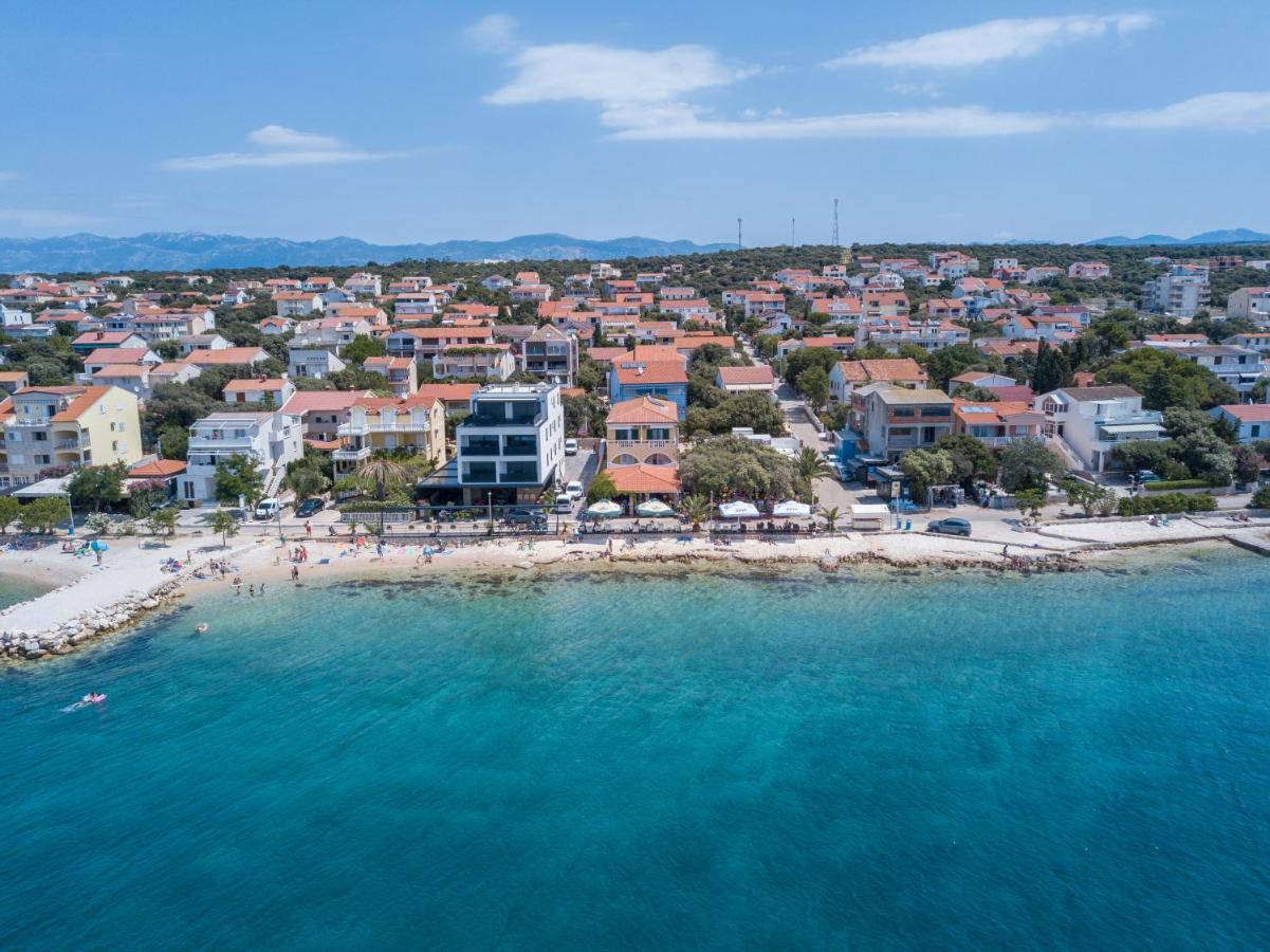 Apartmani Plazibat Mandre Luaran gambar