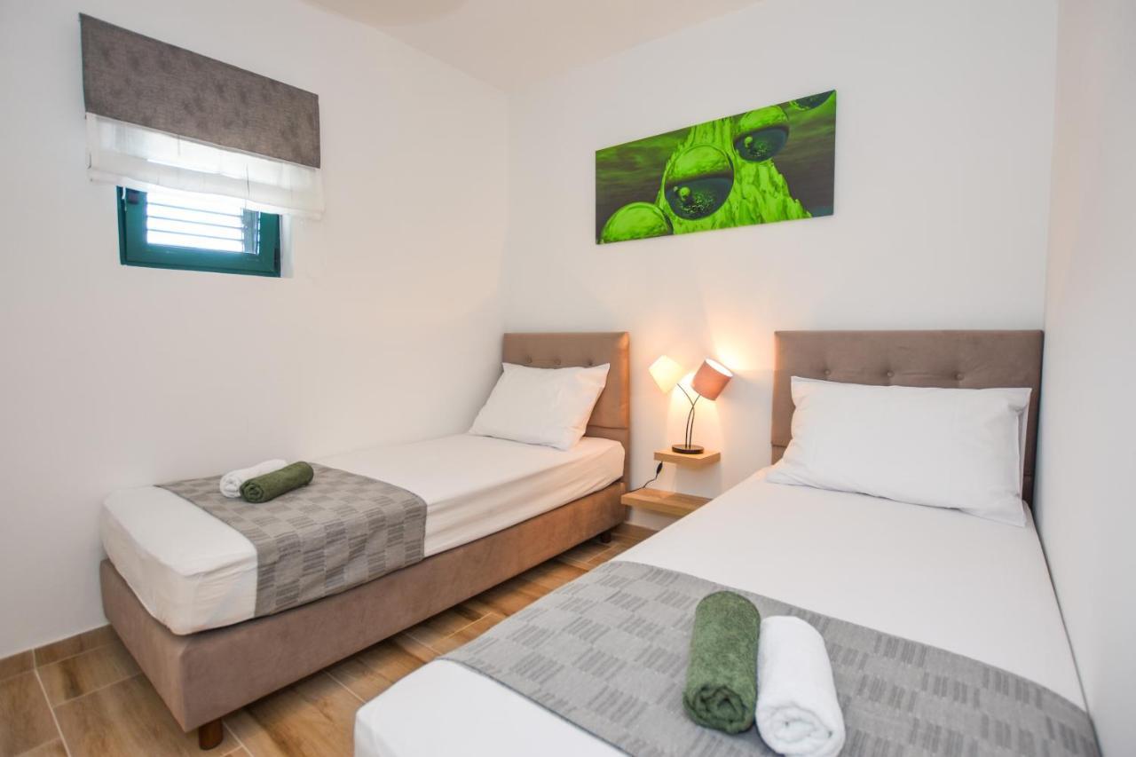 Apartmani Plazibat Mandre Luaran gambar