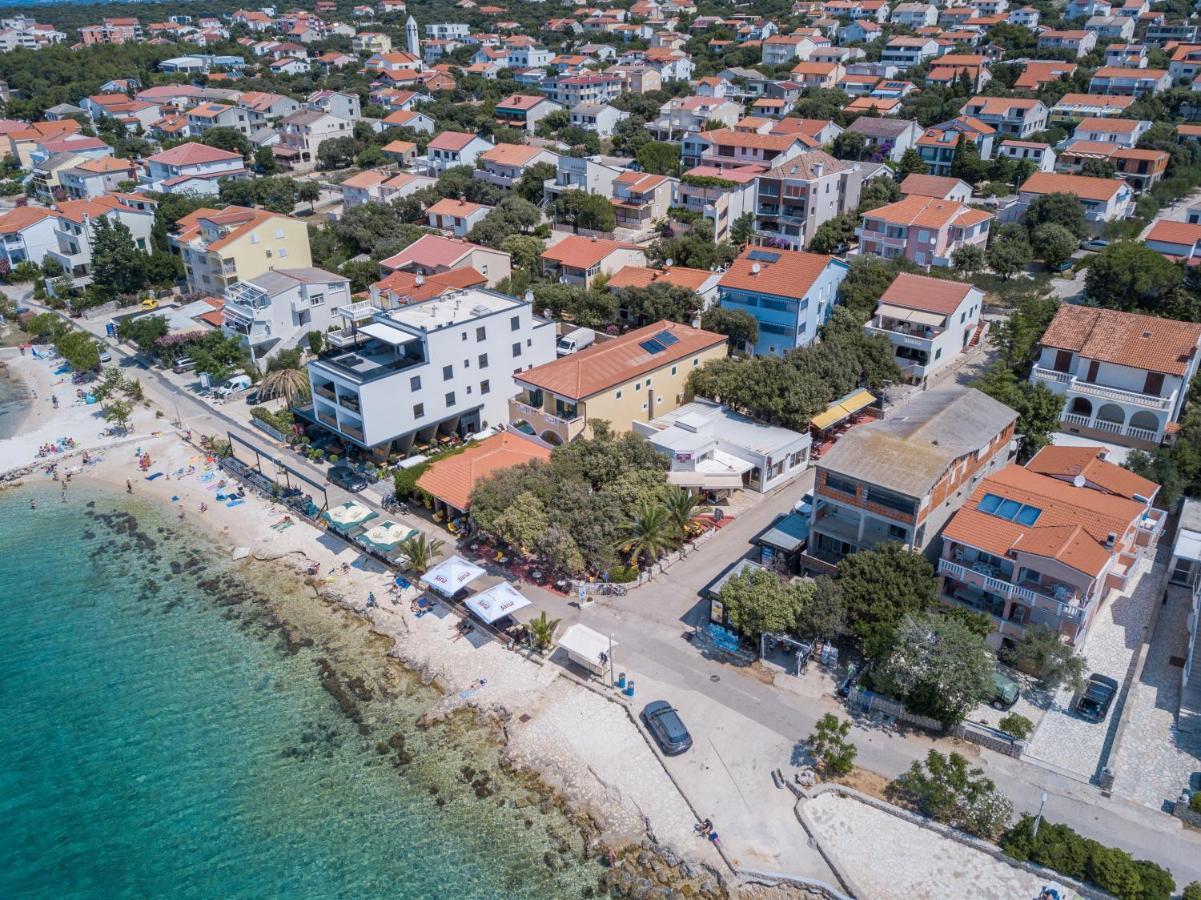 Apartmani Plazibat Mandre Luaran gambar